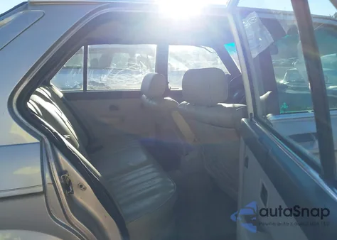 1986 BMW 535 I z USA, uszkodzony, nr VIN WBADC7407G0963643